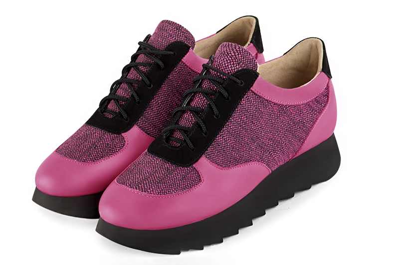 Fuschia pink and matt black women's two-tone elegant sneakers. Round toe. Low rubber soles. Front view - Florence KOOIJMAN